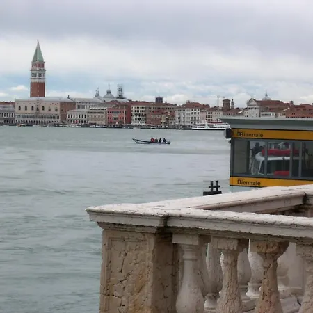 Biennale Bed & Breakfast