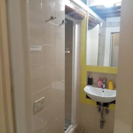 ベッド・アンド・ブレックファスト Biennale