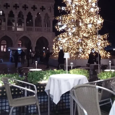 Biennale فندق مبيت وإفطار البندقية