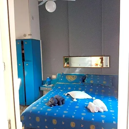 Biennale לינה וארוחת בוקר 4*