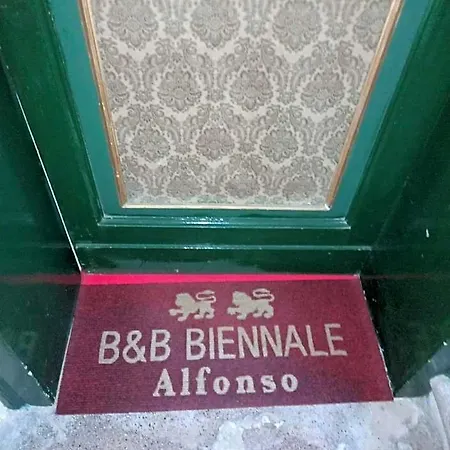 Oda ve Kahvaltı Biennale Venedik