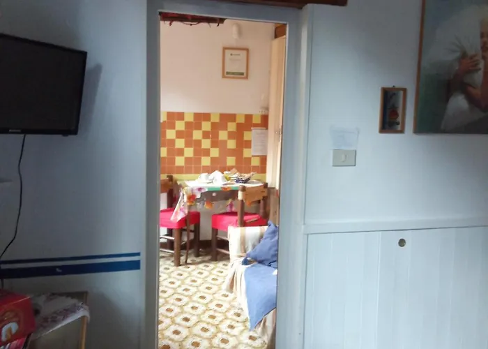 Biennale Alojamento de Acomodação e Pequeno-almoço 3*