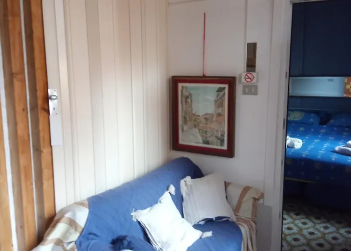 Alojamento de Acomodação e Pequeno-almoço Biennale 3*