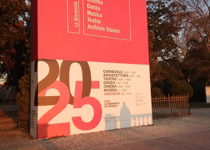 Biennale Венеция