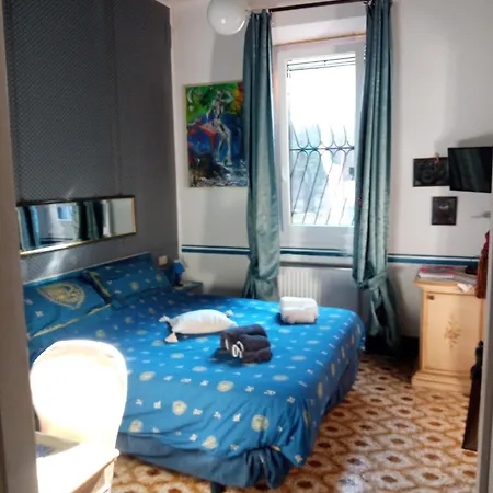 Biennale Nocleg ze śniadaniem 4*