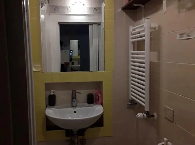 住宿加早餐酒店 阿隆格拜阿尼住宿加早餐旅馆 3*